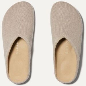 Rothy’s Casual Clog in Dove